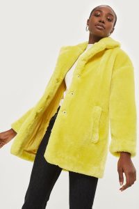 Manteau mi-long en fausse fourrure, Topshop,