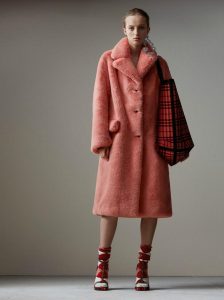 Manteau en fausse fourrure à revers crantés, Burberry
