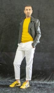 N’ayez pas peur du blanc, dites-vous qu’un pantalon blanc se doit d’être bien coupé en privilégiant les jeans et les pantalons slims.