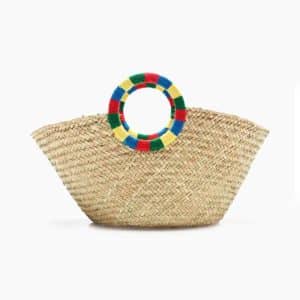 Paniers, sacs de plage... Les indispensables de l'été Sac en raphia, J.Crew, 146 €. Disponible sur jcrew.com.